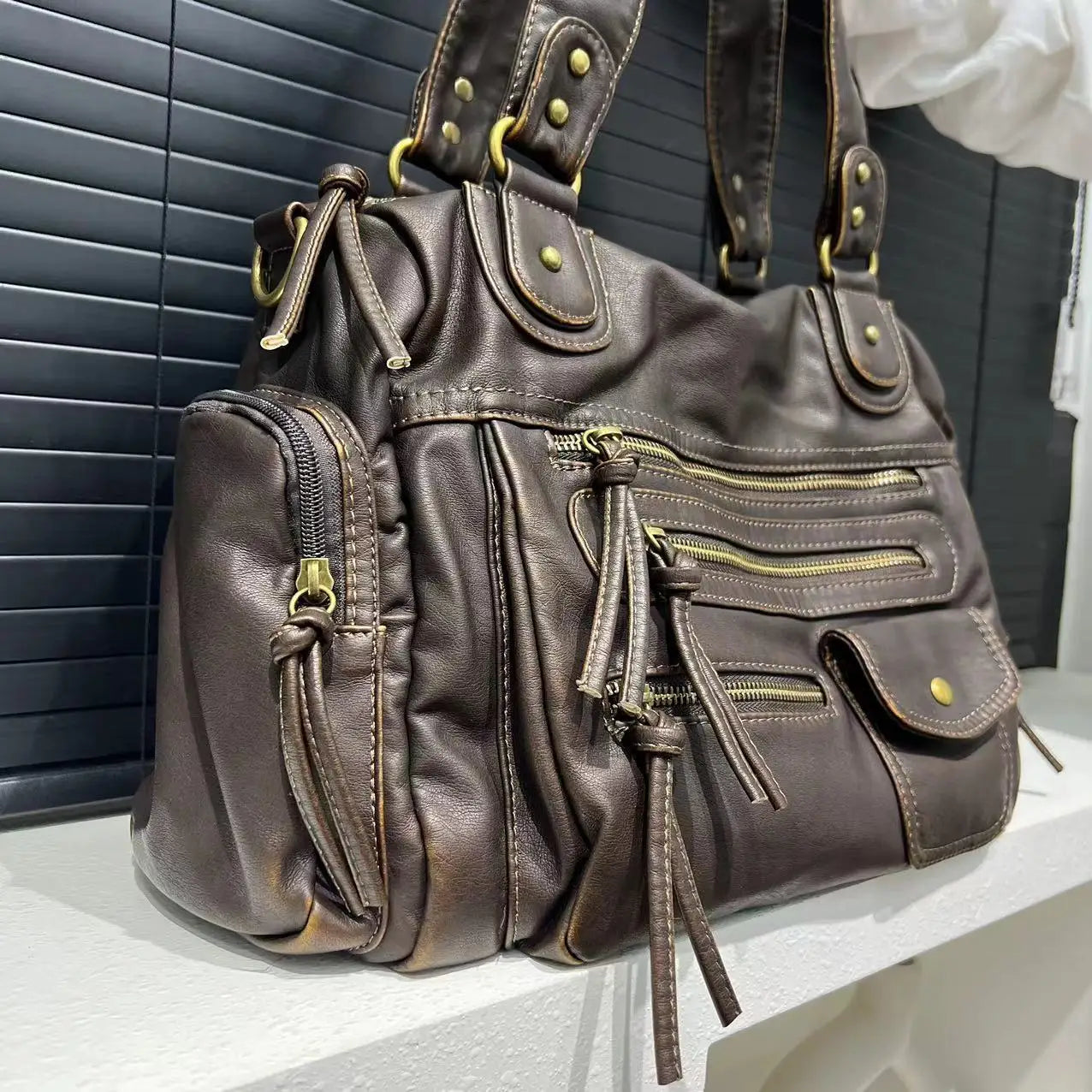 Retro Shoulder Bag with Pockets – Ruby