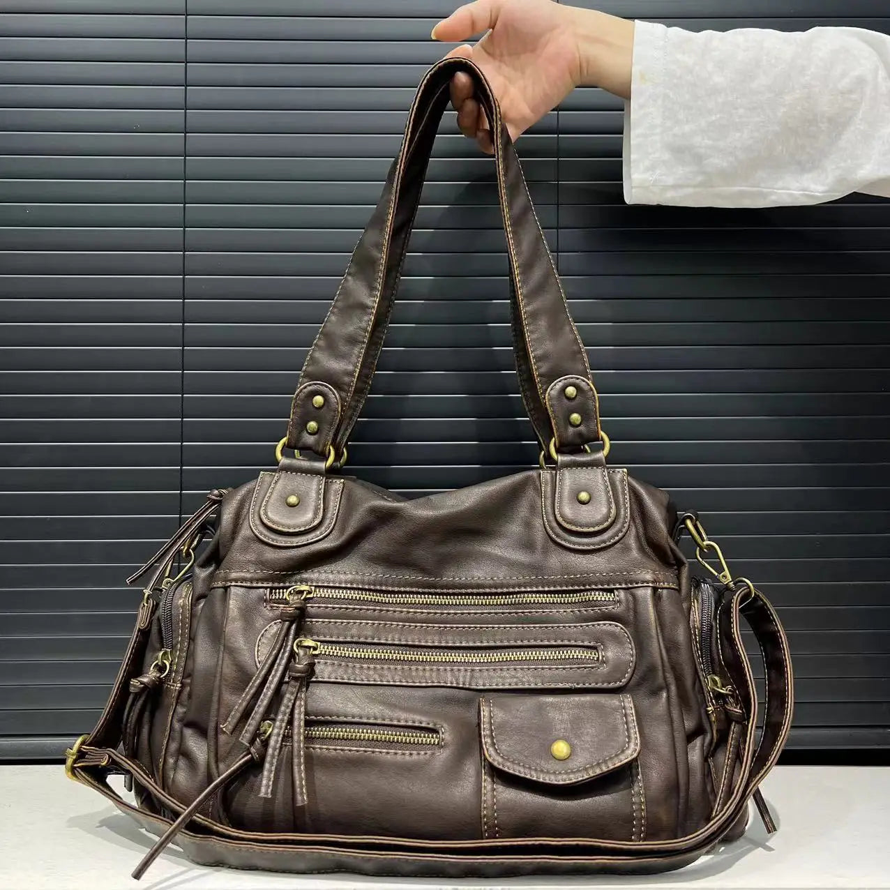Retro Shoulder Bag with Pockets – Ruby