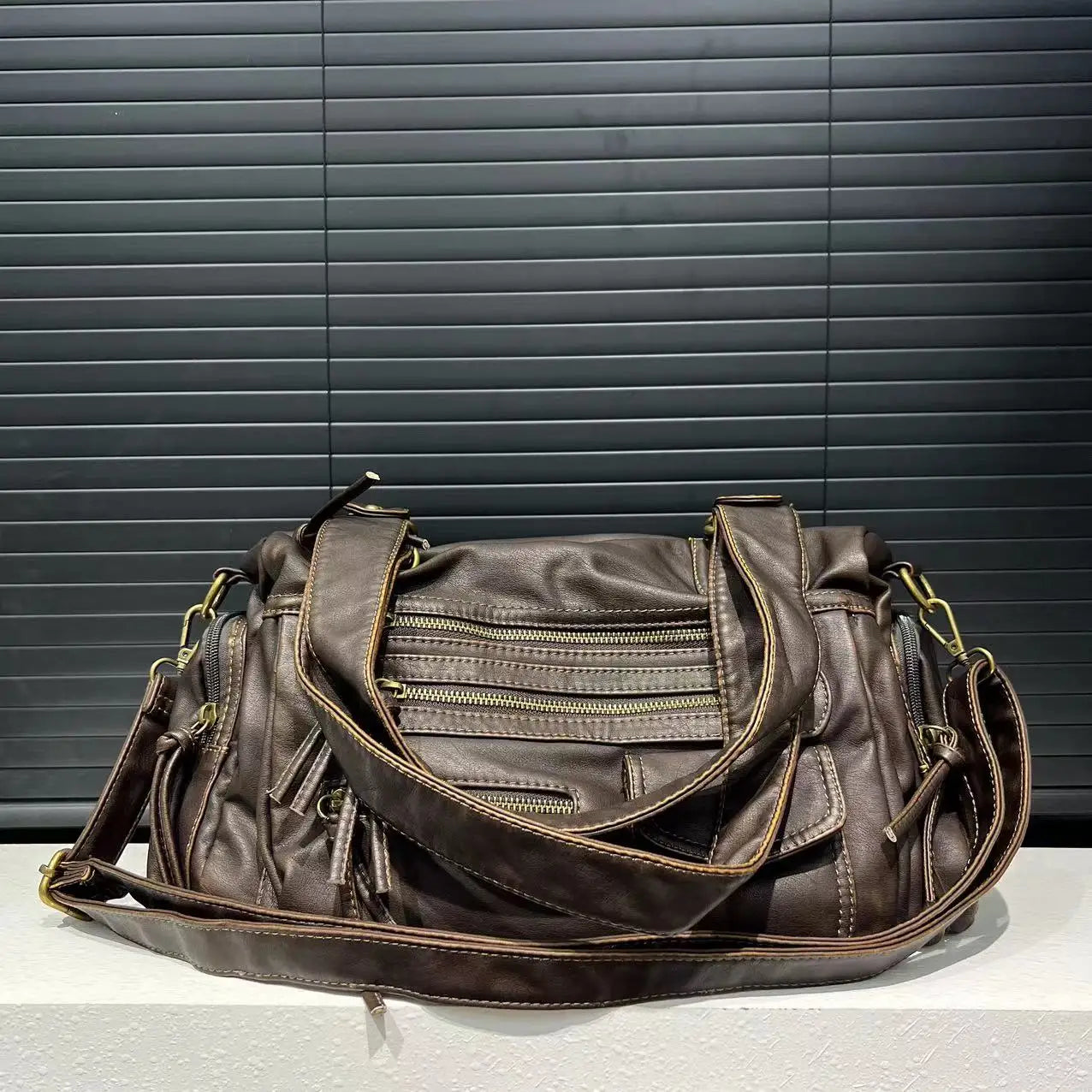 Retro Shoulder Bag with Pockets – Ruby