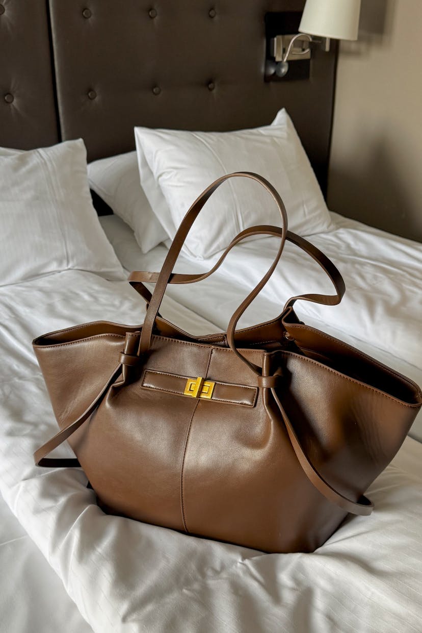 Tote Bag for Work & Uni – Large Vegan Leather Shoulder Bag – Vi